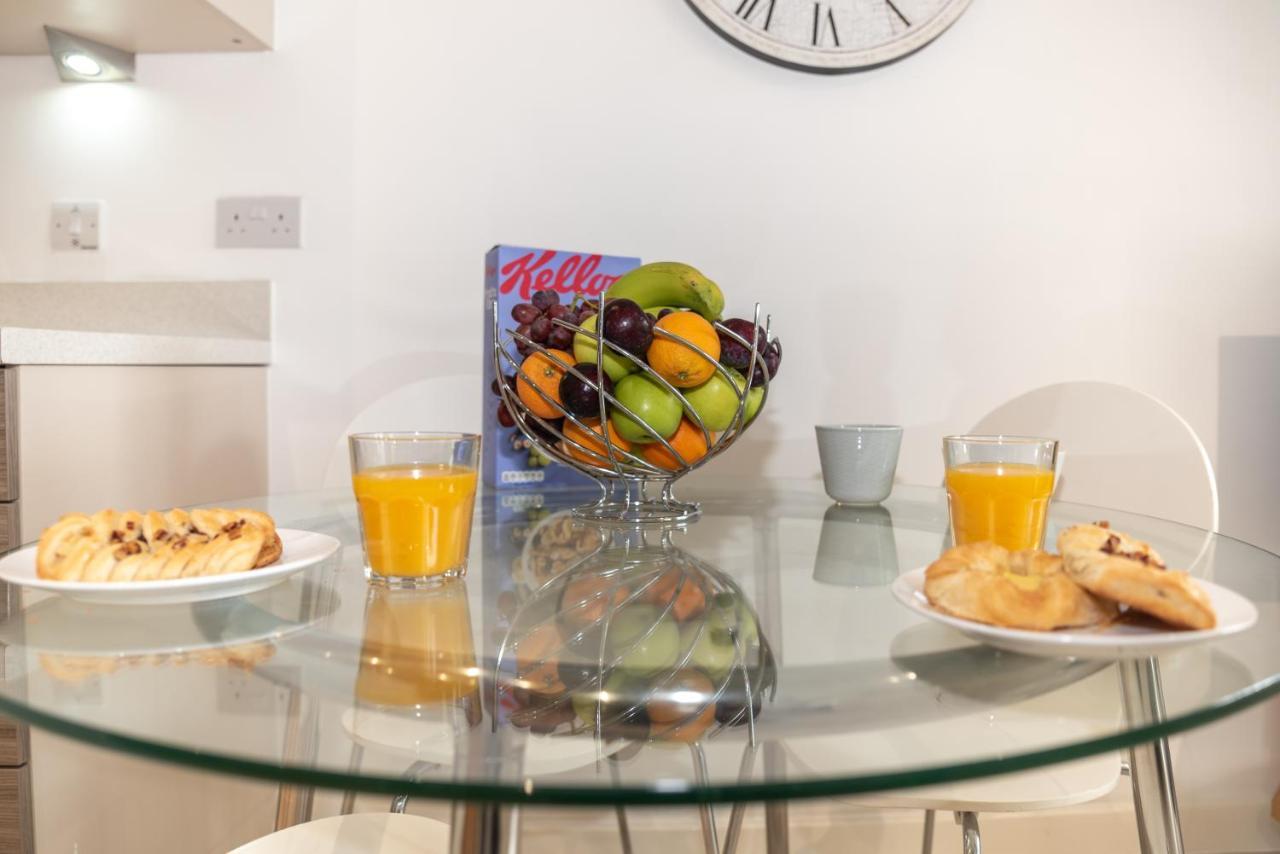 Spacious City Center Apartment By Smart Apartments Short Lets & Serviced Accommodation Apartment Southampton With Free Wifi Exterior photo