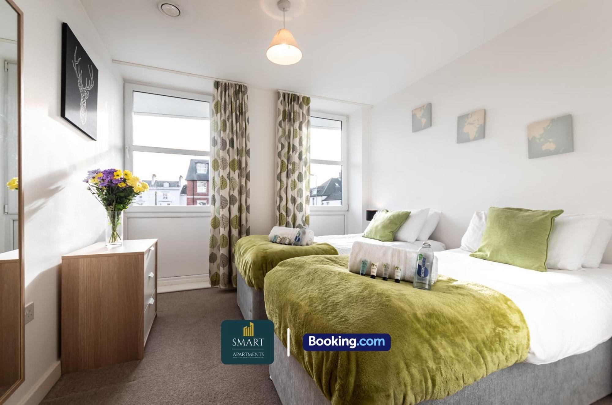 Spacious City Center Apartment By Smart Apartments Short Lets & Serviced Accommodation Apartment Southampton With Free Wifi Exterior photo