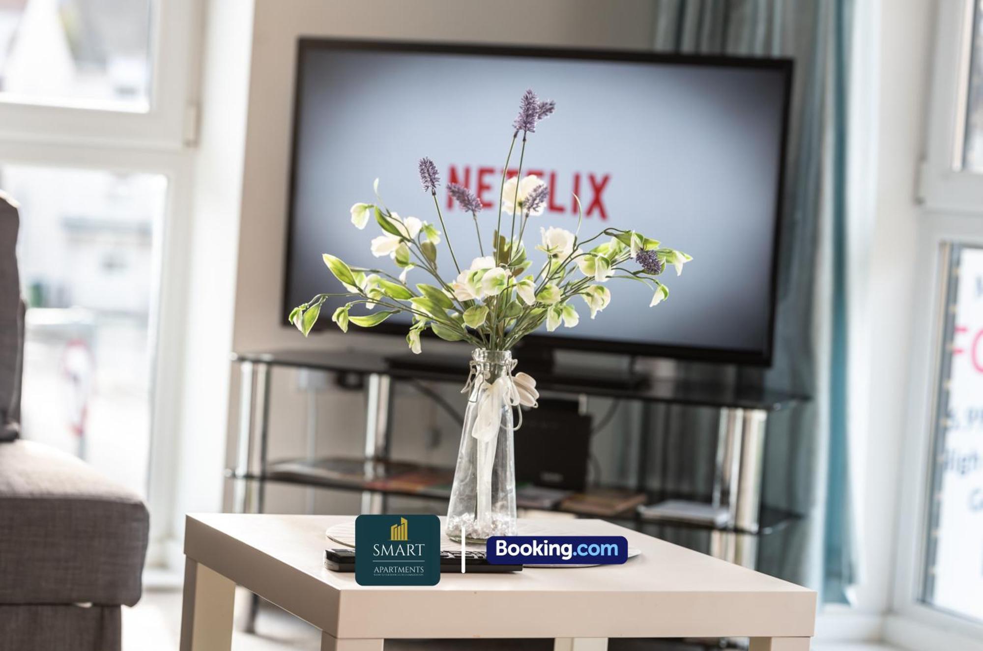 Spacious City Center Apartment By Smart Apartments Short Lets & Serviced Accommodation Apartment Southampton With Free Wifi Exterior photo